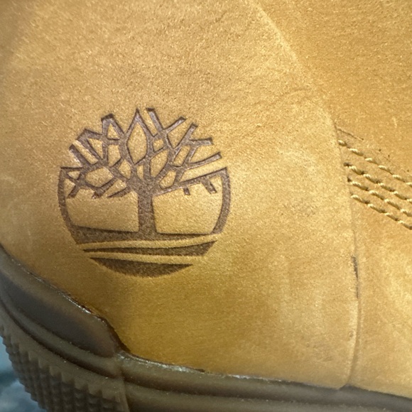 Timberland Wheat Suede Lug-Heel Lace-Up Ankle Boots - Picture 7 of 9